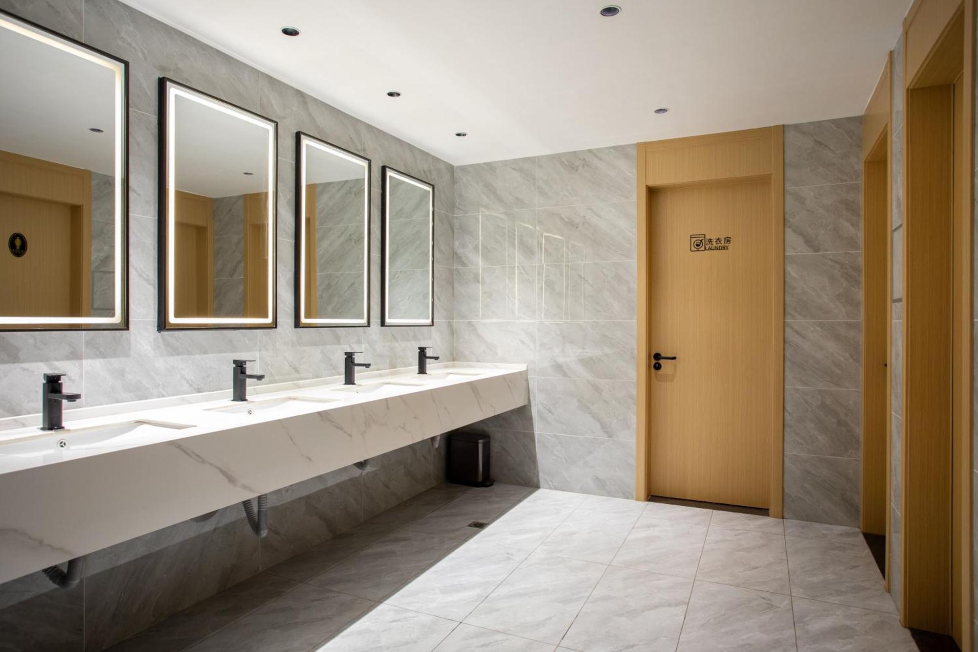Vx Hotel Shanghai Yixian Road Dabaishu Dış mekan fotoğraf