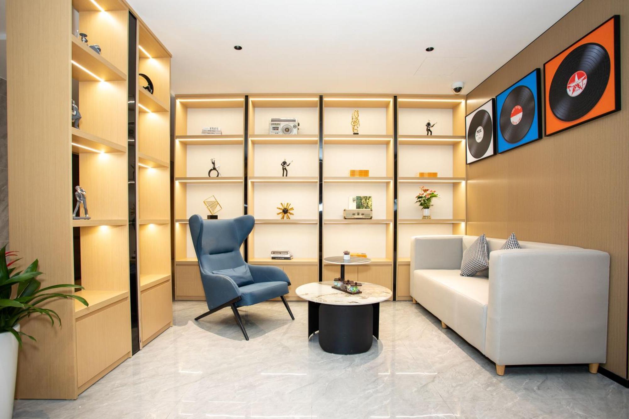 Vx Hotel Shanghai Yixian Road Dabaishu Dış mekan fotoğraf